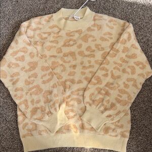 Leopard Fuzzy Top